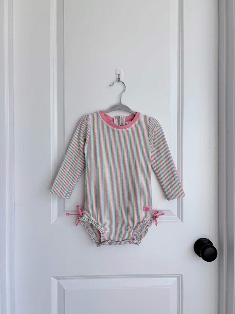 🌈Ruffle Butts Rainbow Seersucker Long Sleeve One Piece Rash Guard Swimsuit